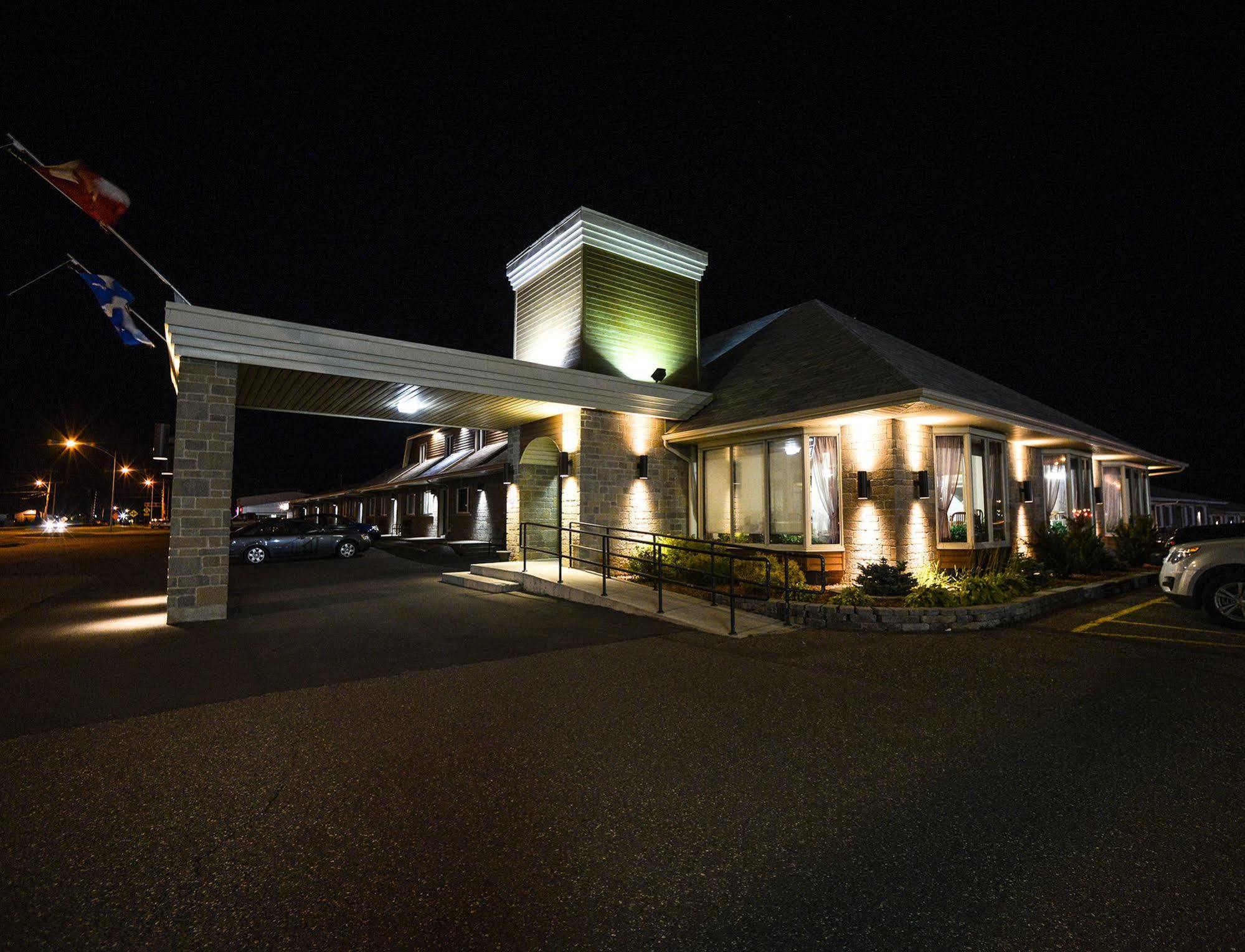 Hotel Motel La Vigie มาตาเน ภายนอก รูปภาพ